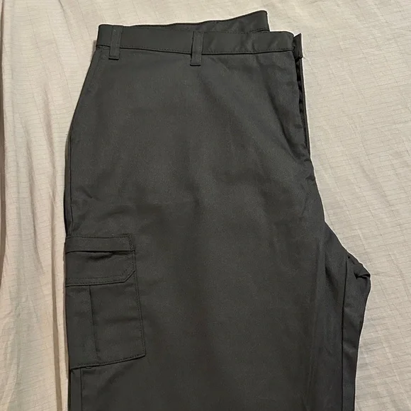 Dickies Women’s Black Chino Work Pants - Picture 2 of 9